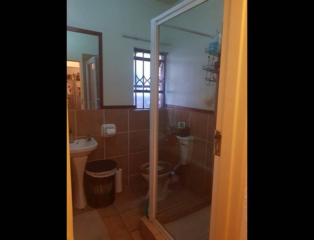 2 BEDROOM PROPERTY TO RENT IN SUNNINGHILL